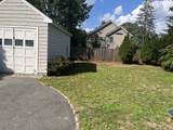 24 Leslie Rd - Photo 2