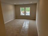 21 Whitman Circle - Photo 11