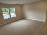 21 Whitman Circle - Photo 8