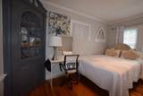 1103 Morton St - Photo 8