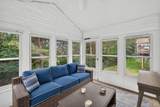 7 White Trellis - Photo 13