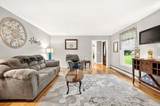 240 Meadow Wood Dr - Photo 9