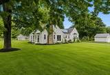 35 Anawan St - Photo 2