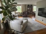 390 Massachusetts - Photo 2