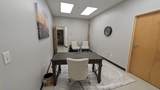 424 E Washington St - Photo 3