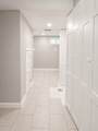 14 Newbury St - Photo 17