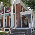 83 Maple St - Photo 2
