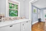 103-105 Colbourne Crescent - Photo 11