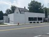 1147 Main - Photo 2