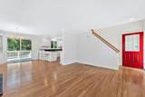 9 Elaine Road - Photo 4