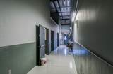 16 High - Photo 8