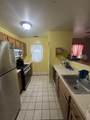 70 Saint James - Photo 13