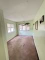 70 Saint James - Photo 25