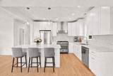 8 Leyden Ave - Photo 4