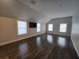 285 Saint George Street - Photo 4