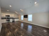 285 Saint George Street - Photo 5