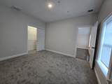 285 Saint George Street - Photo 8