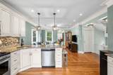 33 Cohasset St - Photo 9