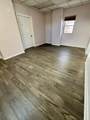 978 Washington - Photo 3