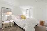 360 Newbury St - Photo 15