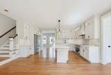35R Poquanticut Ave - Photo 10