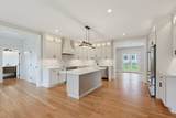37L Poquanticut Ave - Photo 12