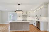37L Poquanticut Ave - Photo 13