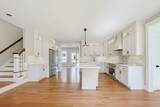 37L Poquanticut Ave - Photo 6