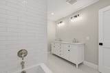 35R Poquanticut Ave - Photo 18