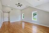 35R Poquanticut Ave - Photo 20