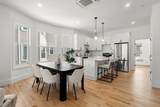 151 Townsend - Photo 2