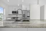 52 Spencer Ave - Photo 5