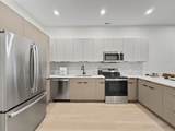 123 Essex - Photo 9