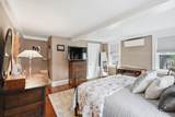 1070 Main Street - Photo 23