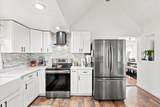 25 Orient St - Photo 4