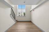 160 Seabury St - Photo 10