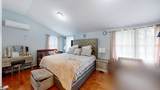 146 Fremont St - Photo 15