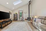 125 Walker St - Photo 14