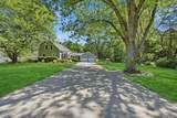 135 Newland - Photo 2