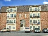 33 Prospect St - Photo 1