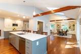 30 Sarah St - Photo 11
