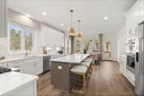 10 Germain Way - Photo 6