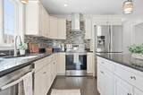 37 Wells St - Photo 22