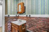 17 Windsor Street - Photo 22