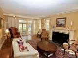 112 Russell St - Photo 2