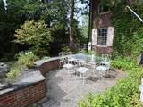 112 Russell St - Photo 30