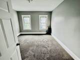 32 Woodford Street - Photo 10