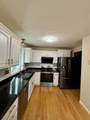 11 Yale - Photo 10