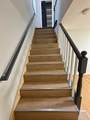 11 Yale - Photo 13