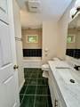 11 Yale - Photo 20